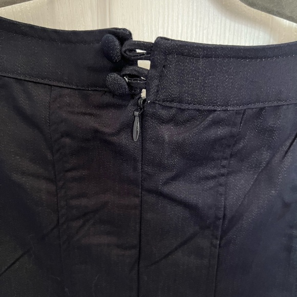 5/$100 Nina Leonard Dress - Picture 4 of 5